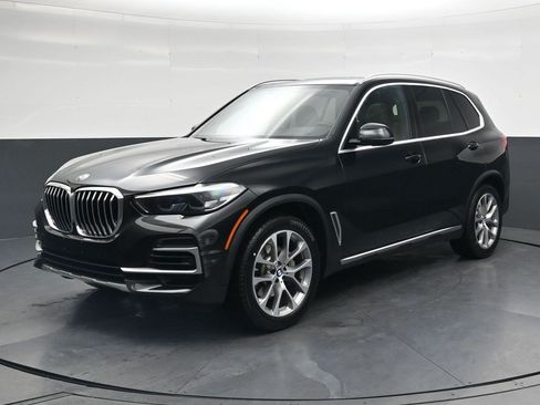 Used 2023 BMW X5 xDrive40i AWD/4WD image 8