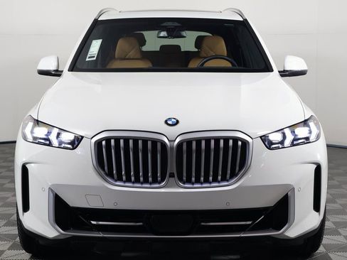 Used 2026 BMW X5 xDrive40i w/ Premium Package image 2