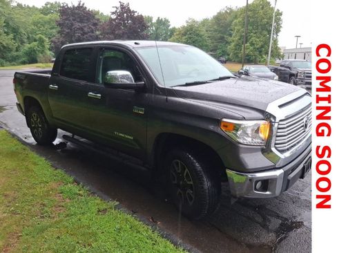 Used 2016 Toyota Tundra Limited w/ Limited Premium Package AWD/4WD image 4