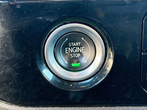 Used 2022 GMC Sierra 1500 SLT w/ X31 Off-Road Package image 35