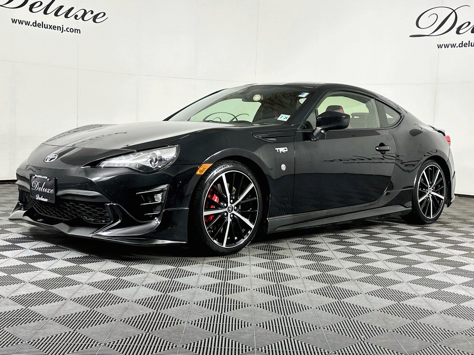 Used 2019 Toyota 86 TRD SE RWD image 3