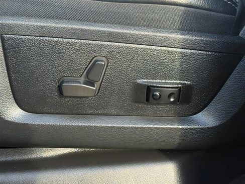 Used 2025 RAM 2500 Laramie w/ Night Edition AWD/4WD image 16