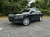 Used 2017 Jeep Cherokee Limited w/ Luxury Group image 3