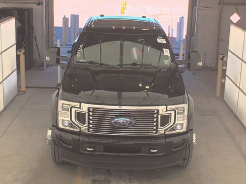 Used 2022 Ford F450 King Ranch w/ King Ranch Ultimate Package image 2