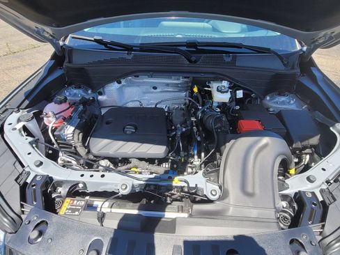 New 2026 Chevrolet TrailBlazer LT w/ LT Cold Weather Package FWD image 17