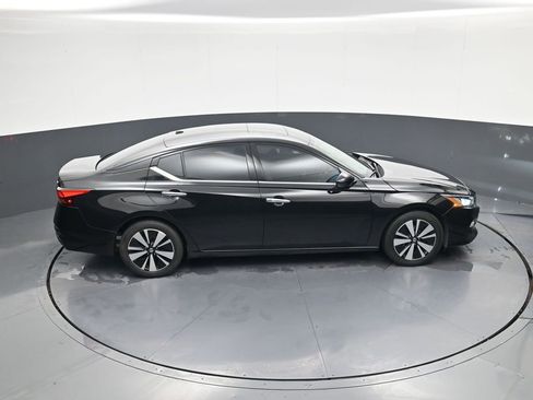 Used 2019 Nissan Altima 2.5 SV image 31