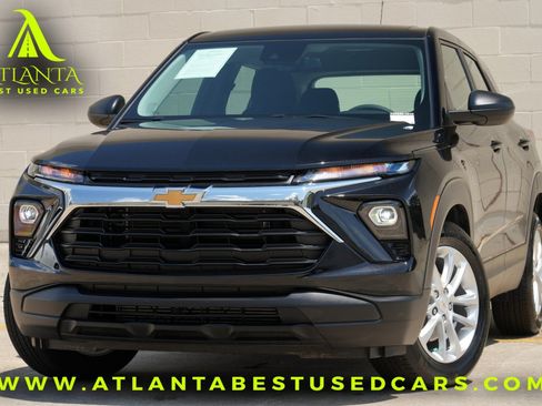Used 2026 Chevrolet TrailBlazer LS FWD image 1