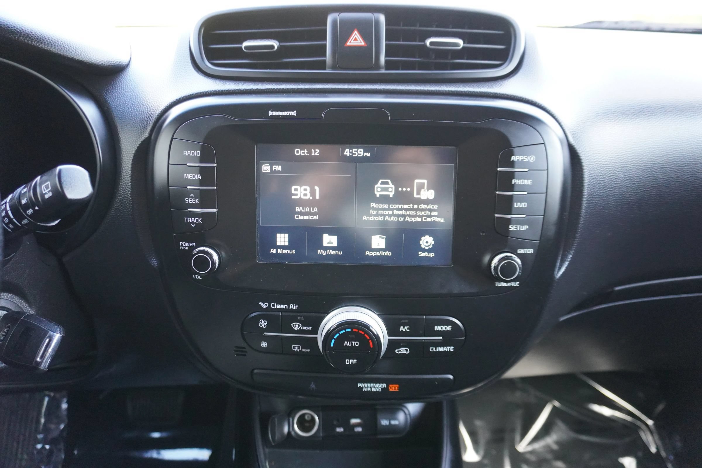Used 2018 Kia Soul + FWD image 20