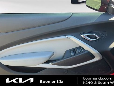 Used 2020 Chevrolet Camaro LT image 13