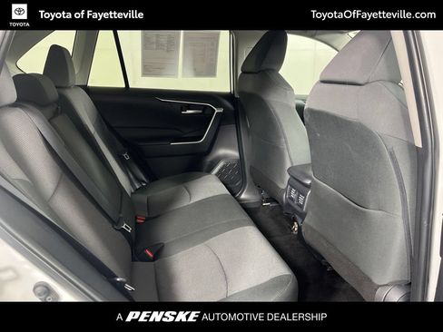 Used 2025 Toyota RAV4 XLE FWD image 7