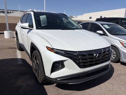 Used 2022 Hyundai Tucson Limited AWD/4WD image 2