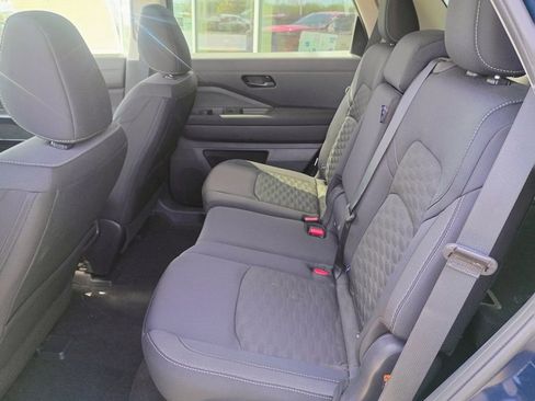 New 2026 Nissan Pathfinder SV image 22