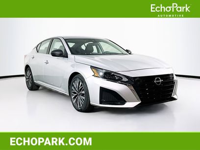 Used 2024 Nissan Altima 2.5 SV