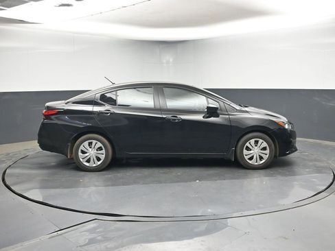 Used 2020 Nissan Versa S image 6