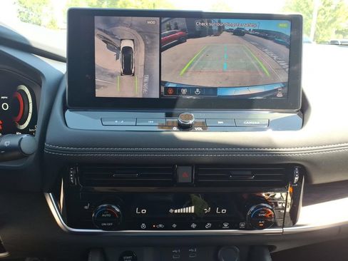 New 2026 Nissan Rogue Platinum AWD/4WD image 24