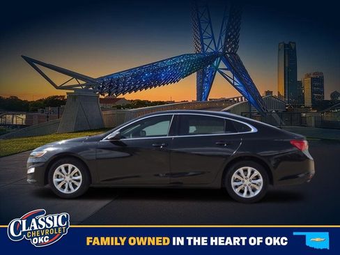 Used 2024 Chevrolet Malibu LT image 4