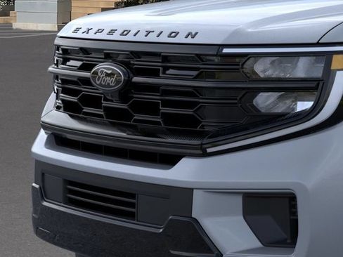 New 2026 Ford Expedition Max Platinum w/ Stealth Performance Package AWD/4WD image 17