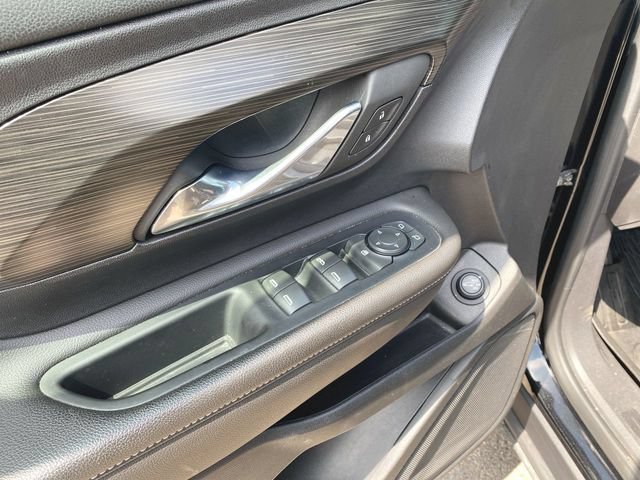 Used 2023 GMC Terrain SLE w/ Driver Convenience Package FWD image 22