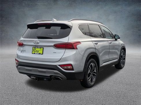 Used 2019 Hyundai Santa Fe Ultimate image 4