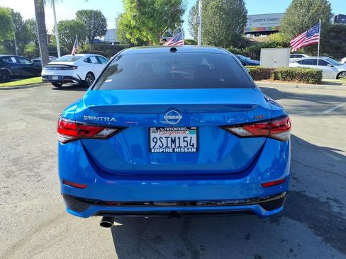 Certified 2025 Nissan Sentra SR FWD image 7