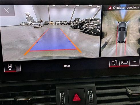 Used 2025 Audi Q5 2.0T Premium Plus image 13