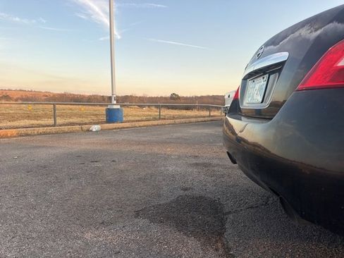 Used 2010 Nissan Maxima 3.5 SV w/ Premium Pkg image 20