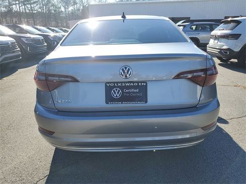 Certified 2021 Volkswagen Jetta SE image 5