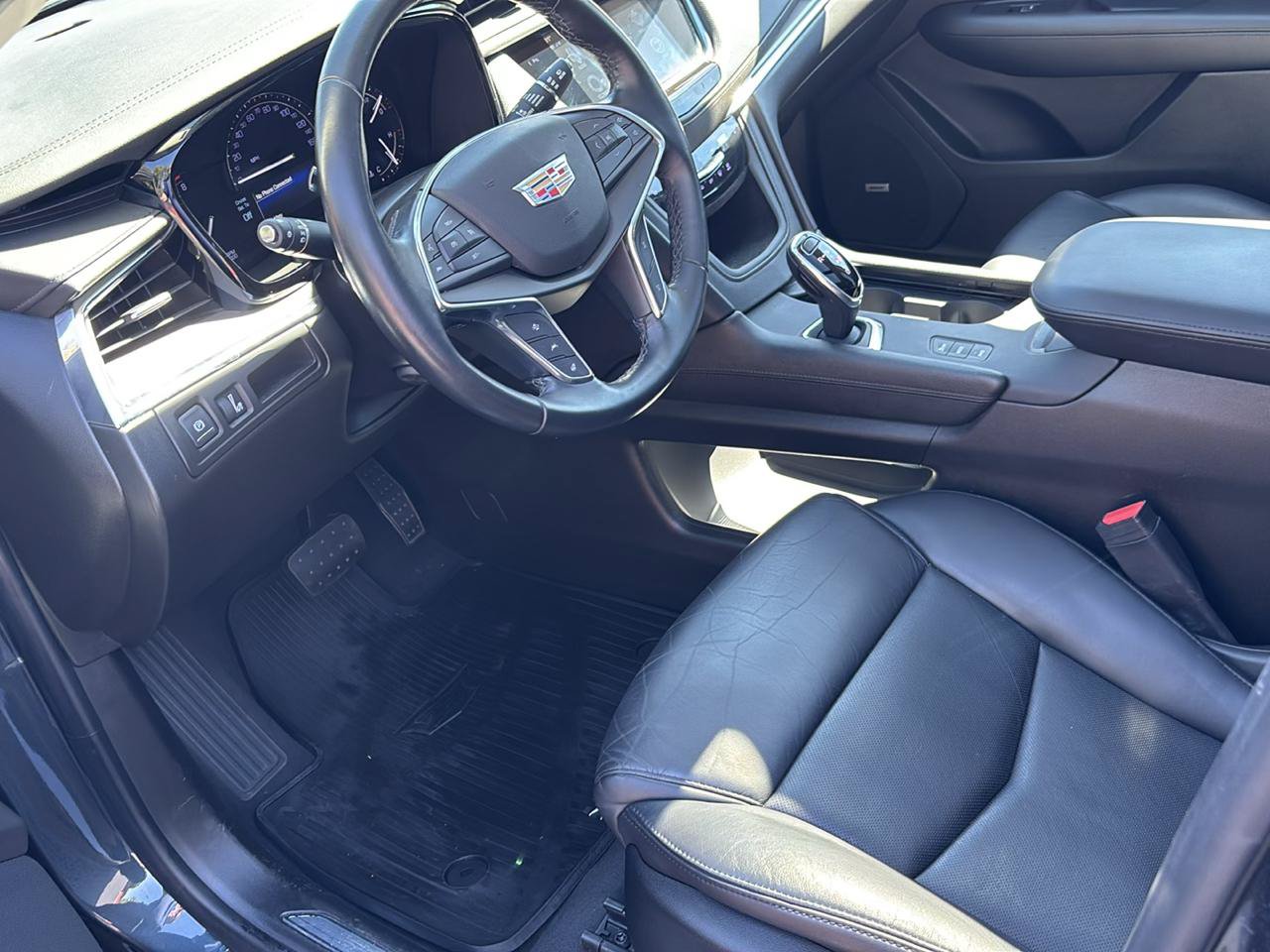 Used 2019 Cadillac XT5 Luxury AWD/4WD image 11