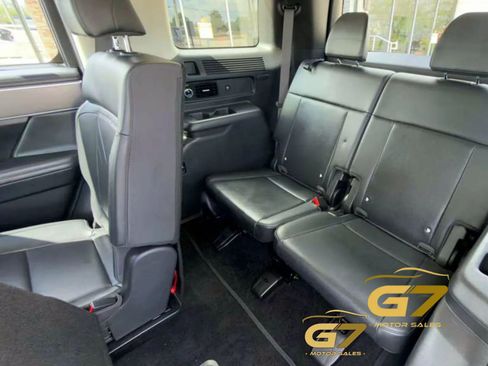 Used 2026 Hyundai Santa Fe SEL FWD image 12