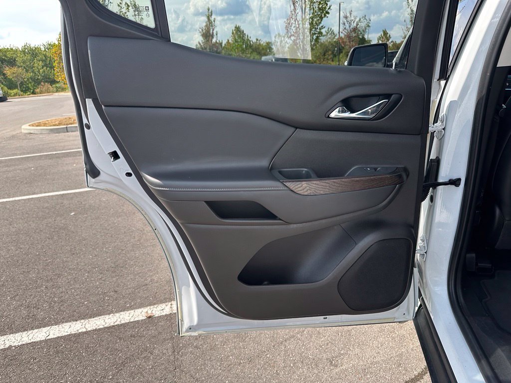 Used 2021 GMC Acadia Denali FWD image 16