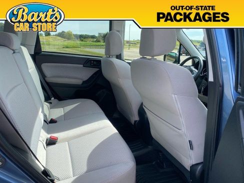 Used 2017 Subaru Forester 2.5i Premium w/ All-Weather Package AWD/4WD image 10