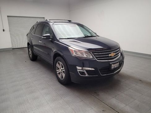 Used 2016 Chevrolet Traverse LT FWD image 13