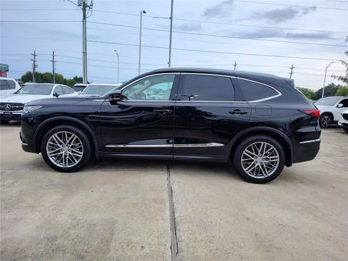 Used 2023 Acura MDX SH-AWD w/ Advance Package image 3