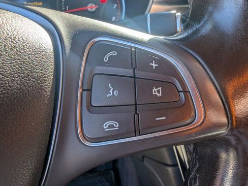 Used 2017 Mercedes-Benz GLC 300 4MATIC image 15