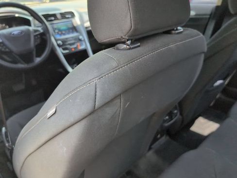 Used 2020 Ford Fusion SE FWD image 14