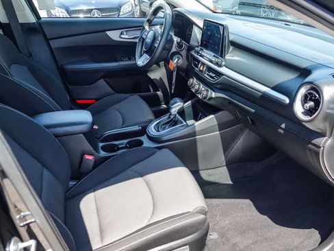 Certified 2023 Kia Forte LXS FWD image 15