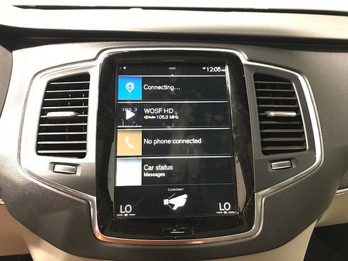 Used 2020 Volvo XC90 T5 Momentum w/ Protection Package Premier FWD image 28