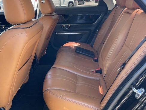 Used 2016 Jaguar XJ R-Sport RWD image 16