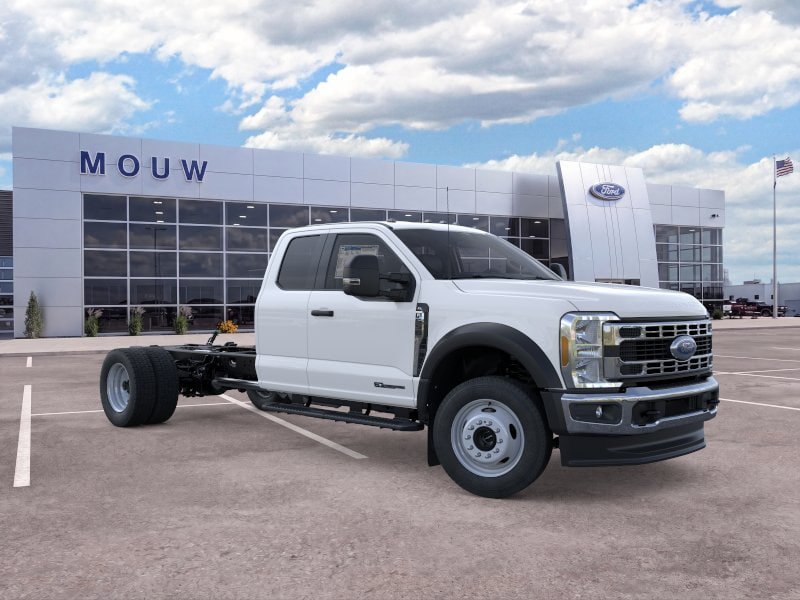 New 2026 Ford F550 4x4 SuperCab Super Duty image 7
