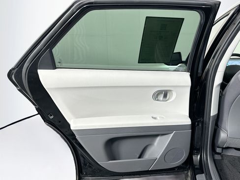 Used 2024 Hyundai Ioniq 5 SEL RWD image 26