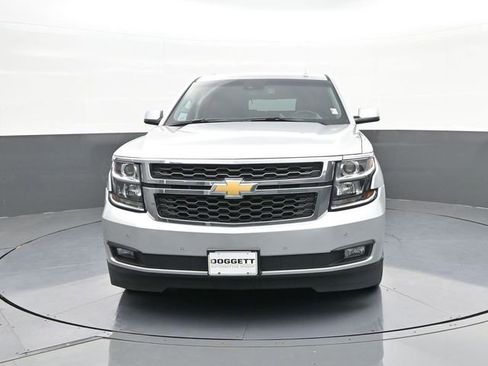 Used 2019 Chevrolet Suburban LT AWD/4WD image 28