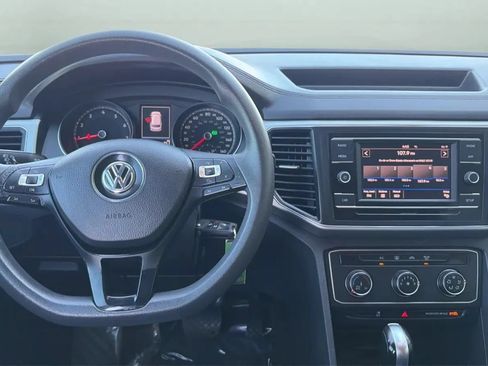 Used 2018 Volkswagen Atlas S FWD image 10