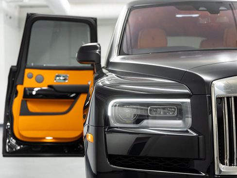 Certified 2024 Rolls-Royce Cullinan AWD/4WD image 28