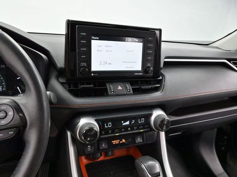 Used 2022 Toyota RAV4 Adventure w/ Convenience Package AWD/4WD image 17