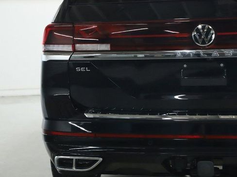 Used 2024 Volkswagen Atlas SEL Premium R-Line image 49