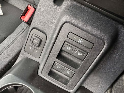 New 2025 Ford Bronco Big Bend image 28