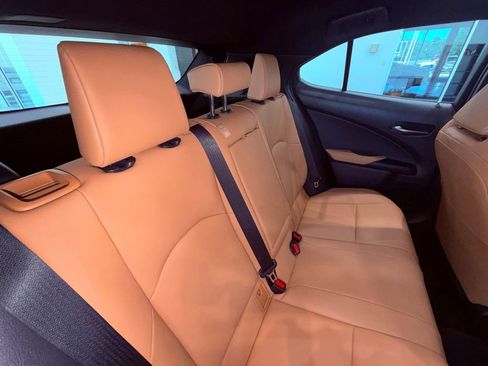 Certified 2023 Lexus UX 250h FWD w/ Accessory Package (Z1) image 15