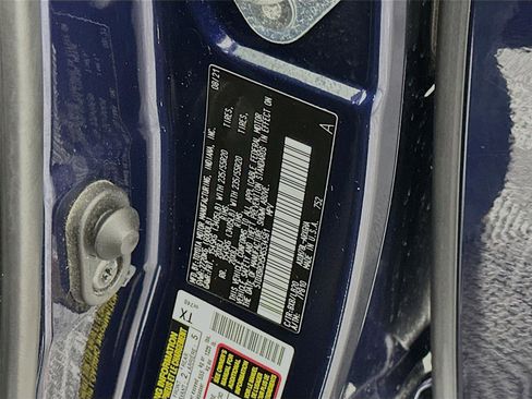 Certified 2021 Toyota Highlander Limited image 33