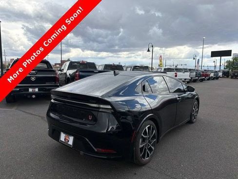 Used 2024 Toyota Prius Prime Premium FWD image 2