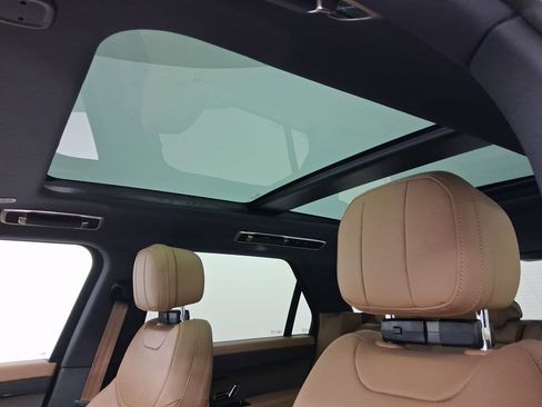 New 2026 Land Rover Range Rover Sport SE image 14